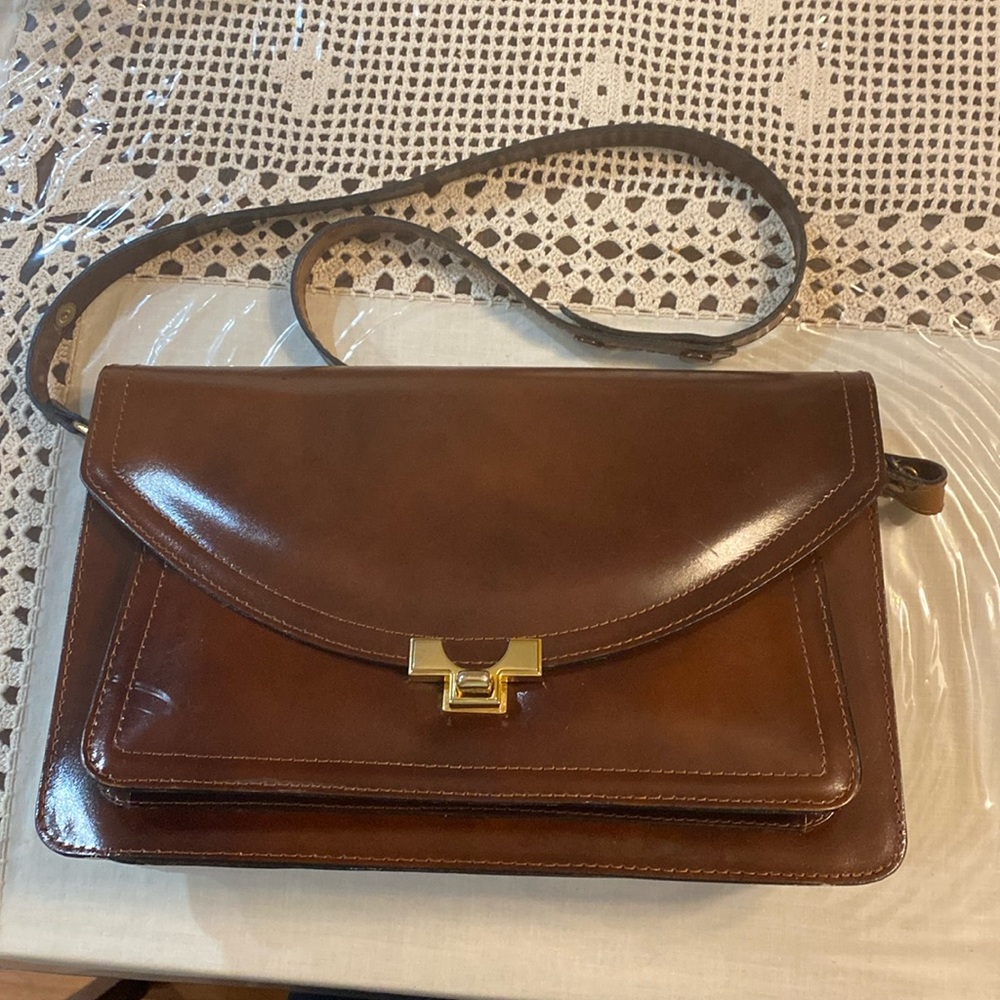 Vintage Handbag- Portuguese leather